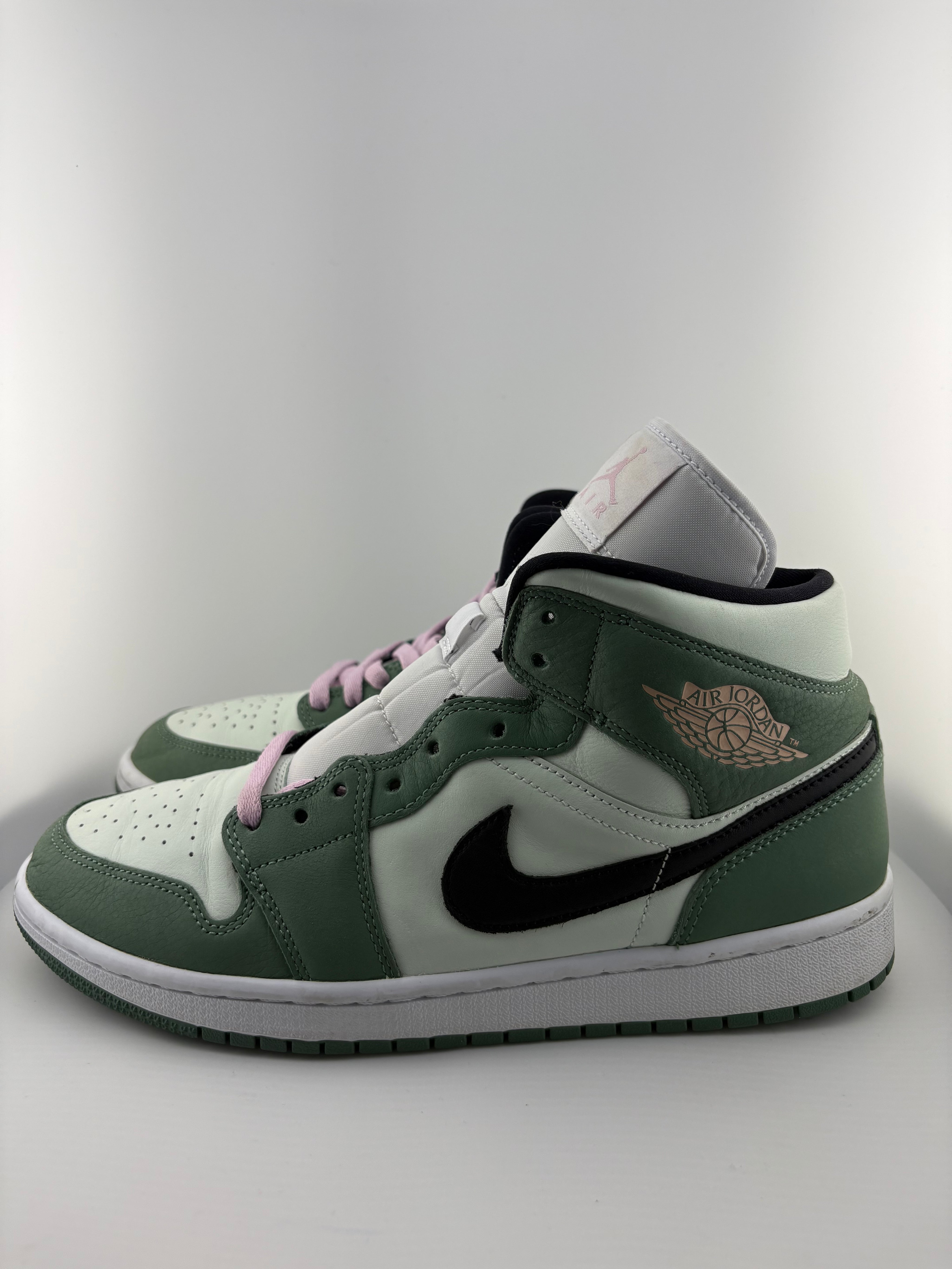 Jordan 1 Mid Dutch Green (W)