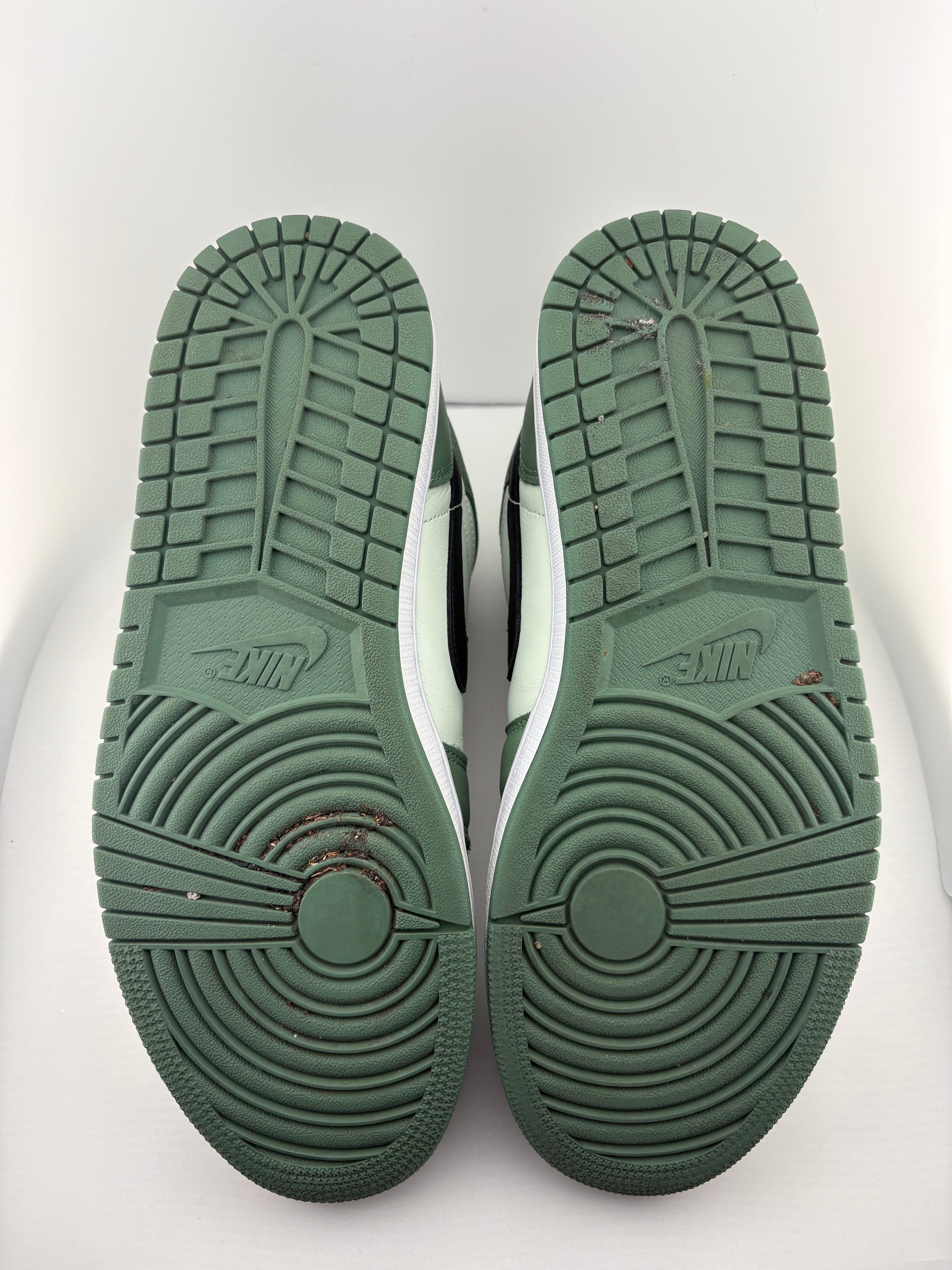 Jordan 1 Mid Dutch Green (W)