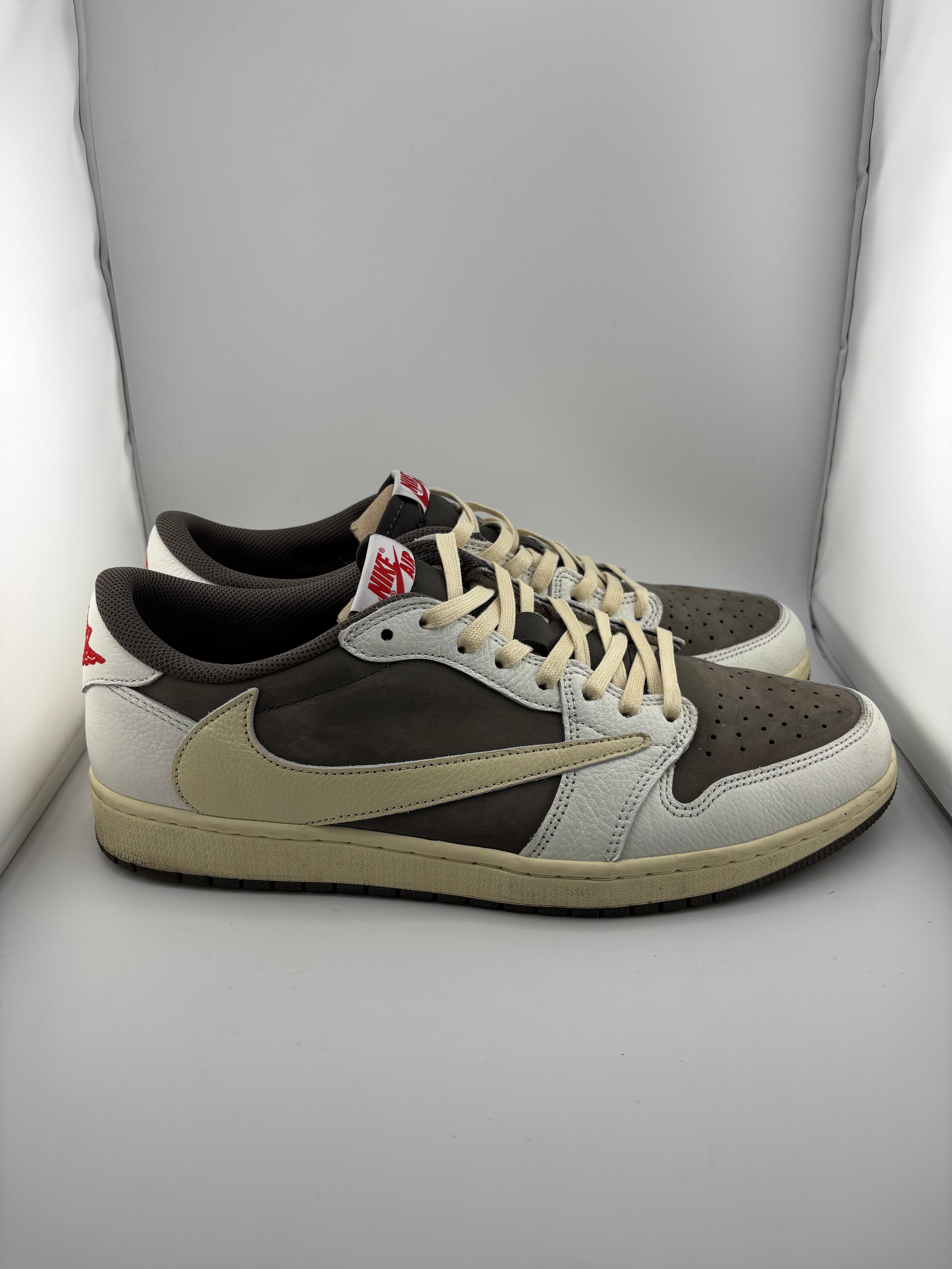 Jordan 1 Retro Low OG SP Travis Scott Reverse Mocha