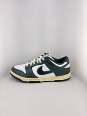 Nike Dunk Low Vintage Green (W)