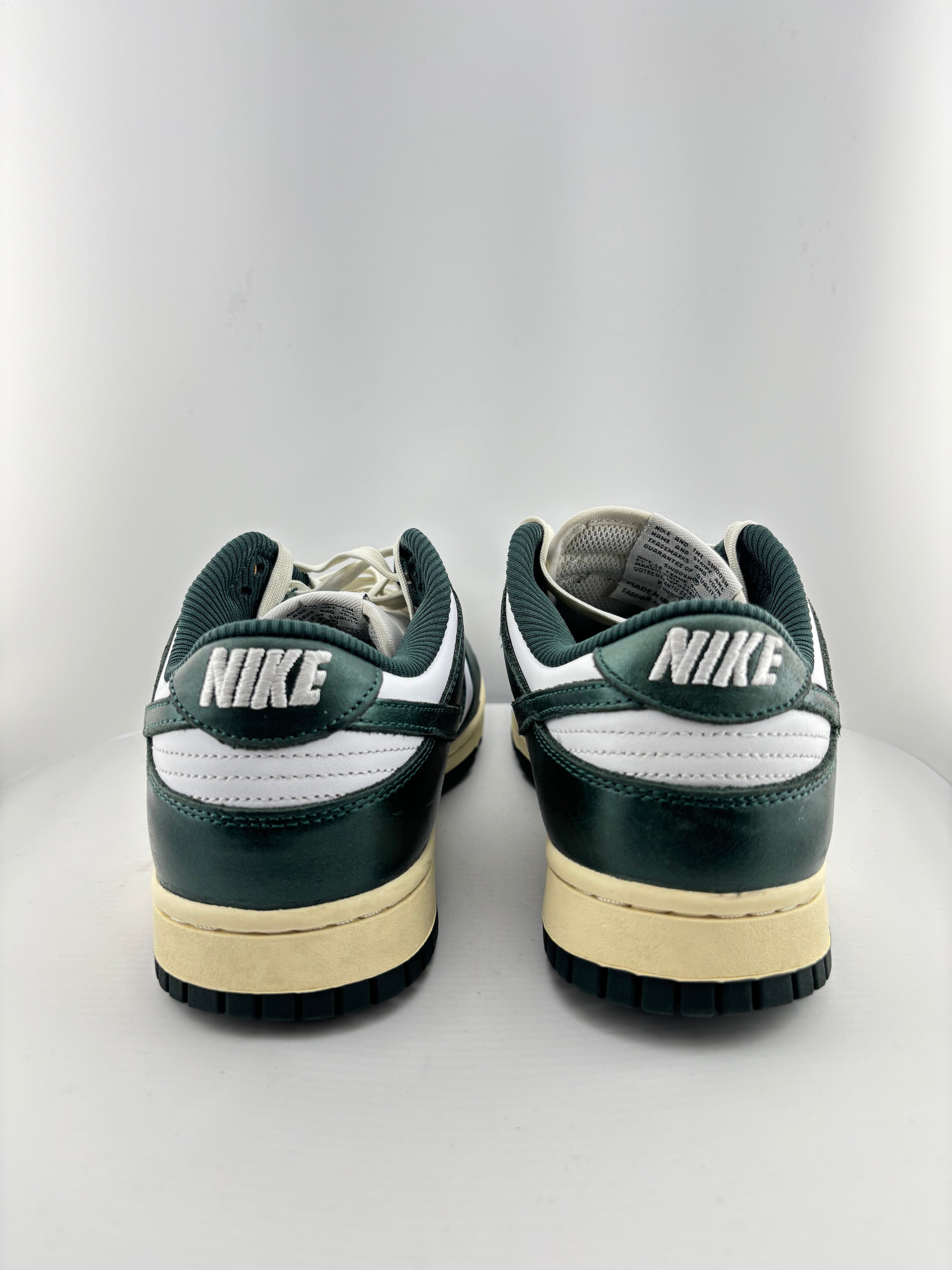 Nike Dunk Low Vintage Green (W)