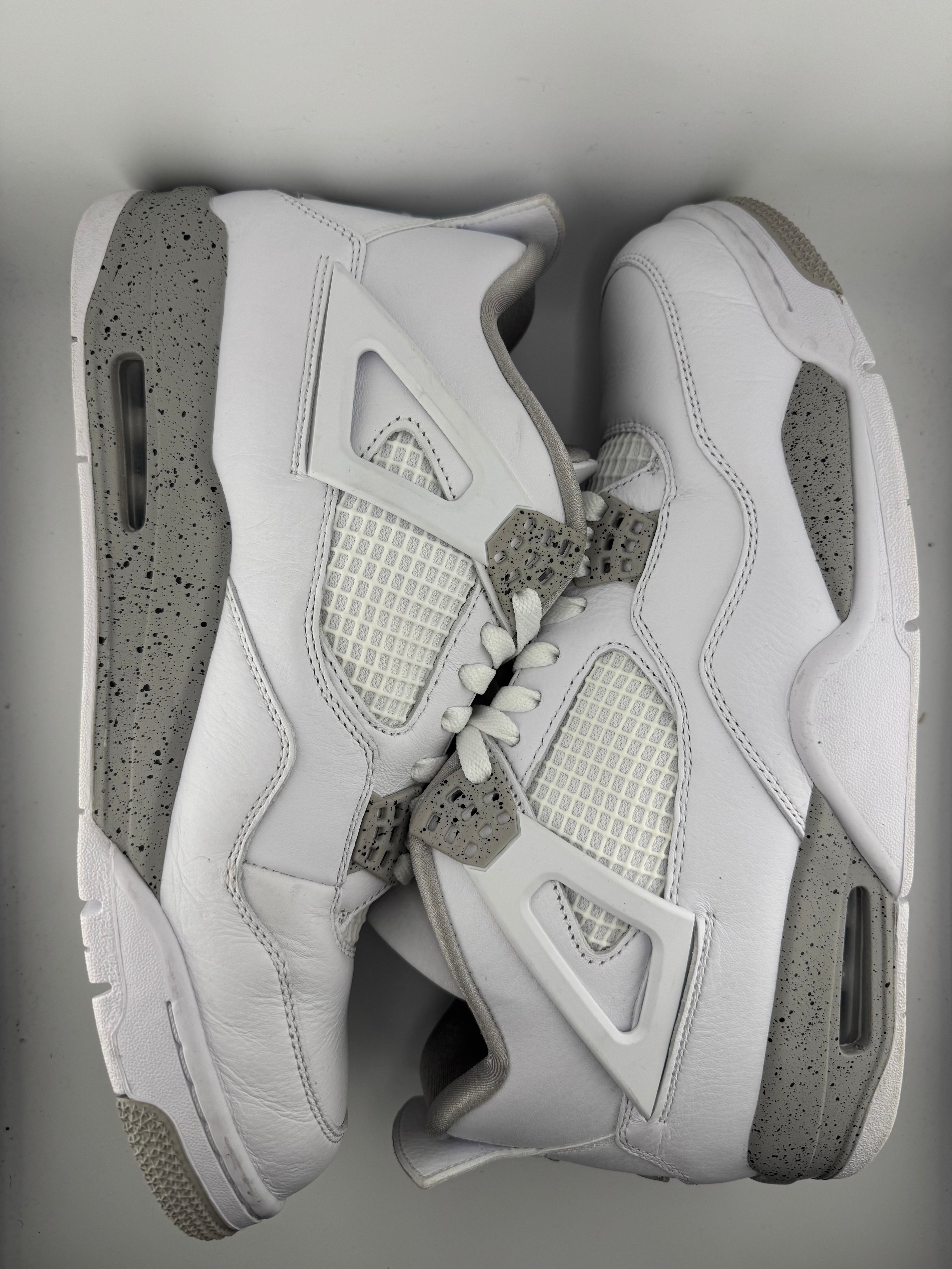 Jordan 4 Retro White Oreo (2021)