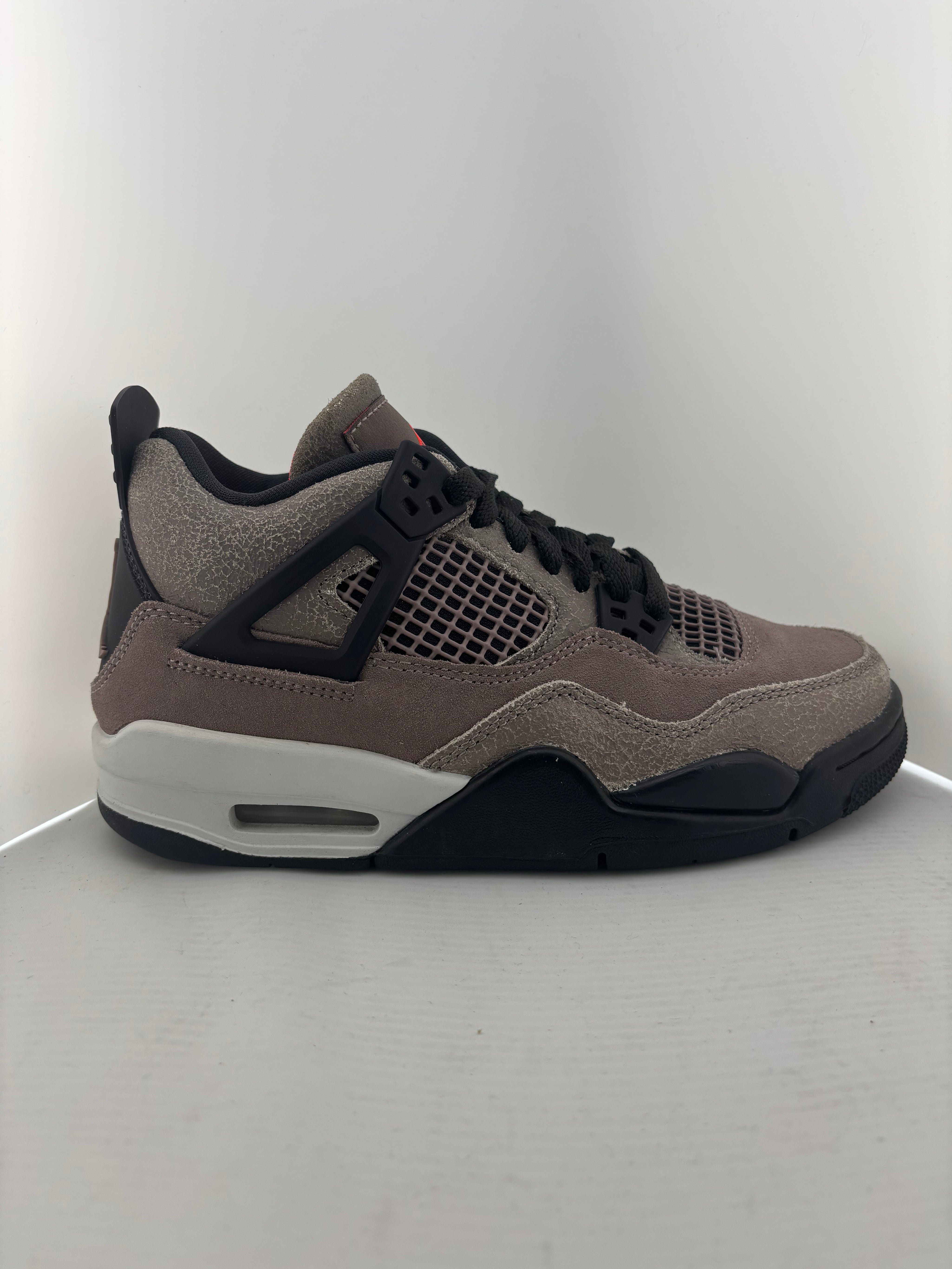 Jordan 4 Retro Taupe Haze (GS)