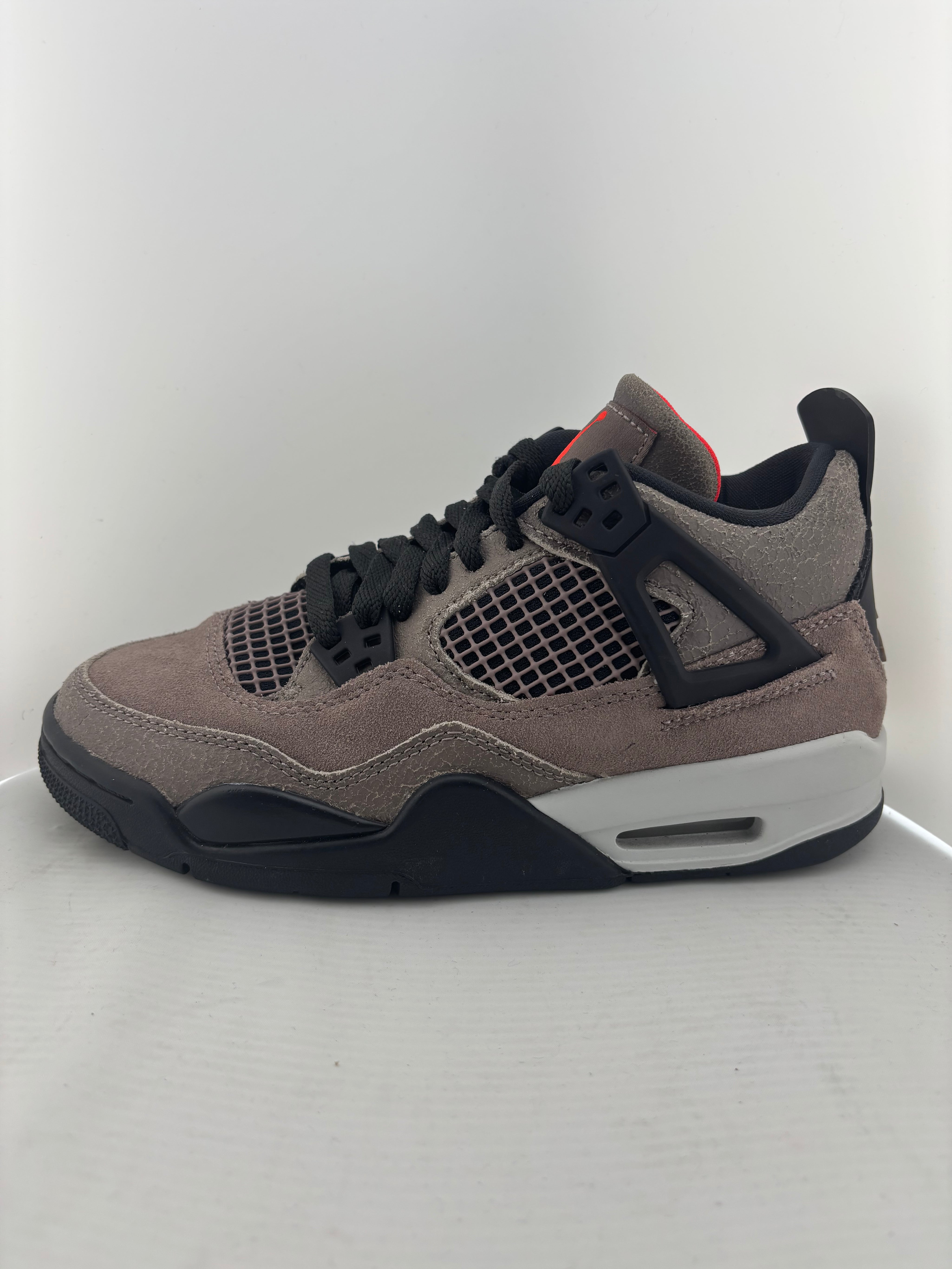 Jordan 4 Retro Taupe Haze (GS)