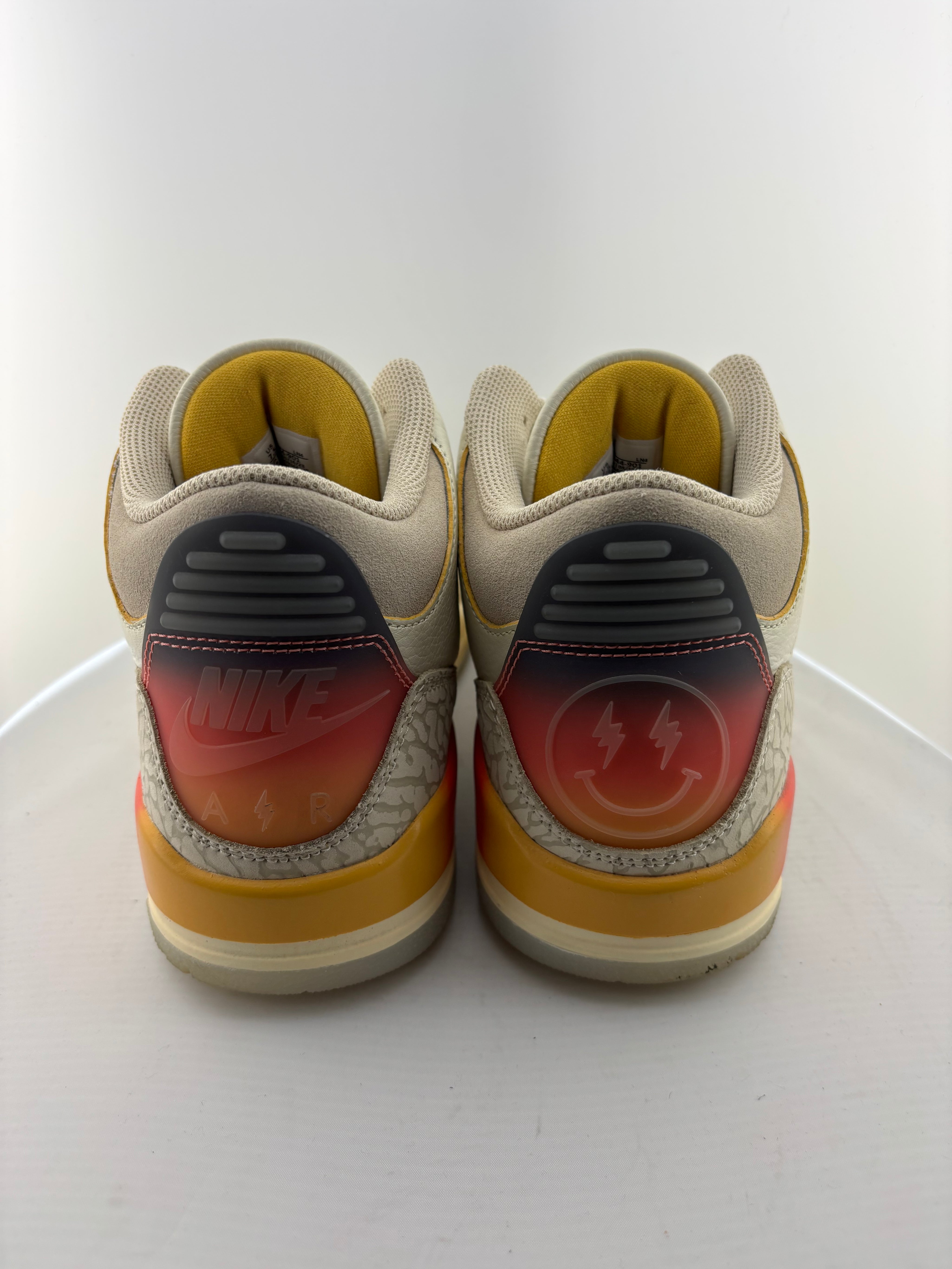 Jordan 3 Retro SP J Balvin Medellín Sunset