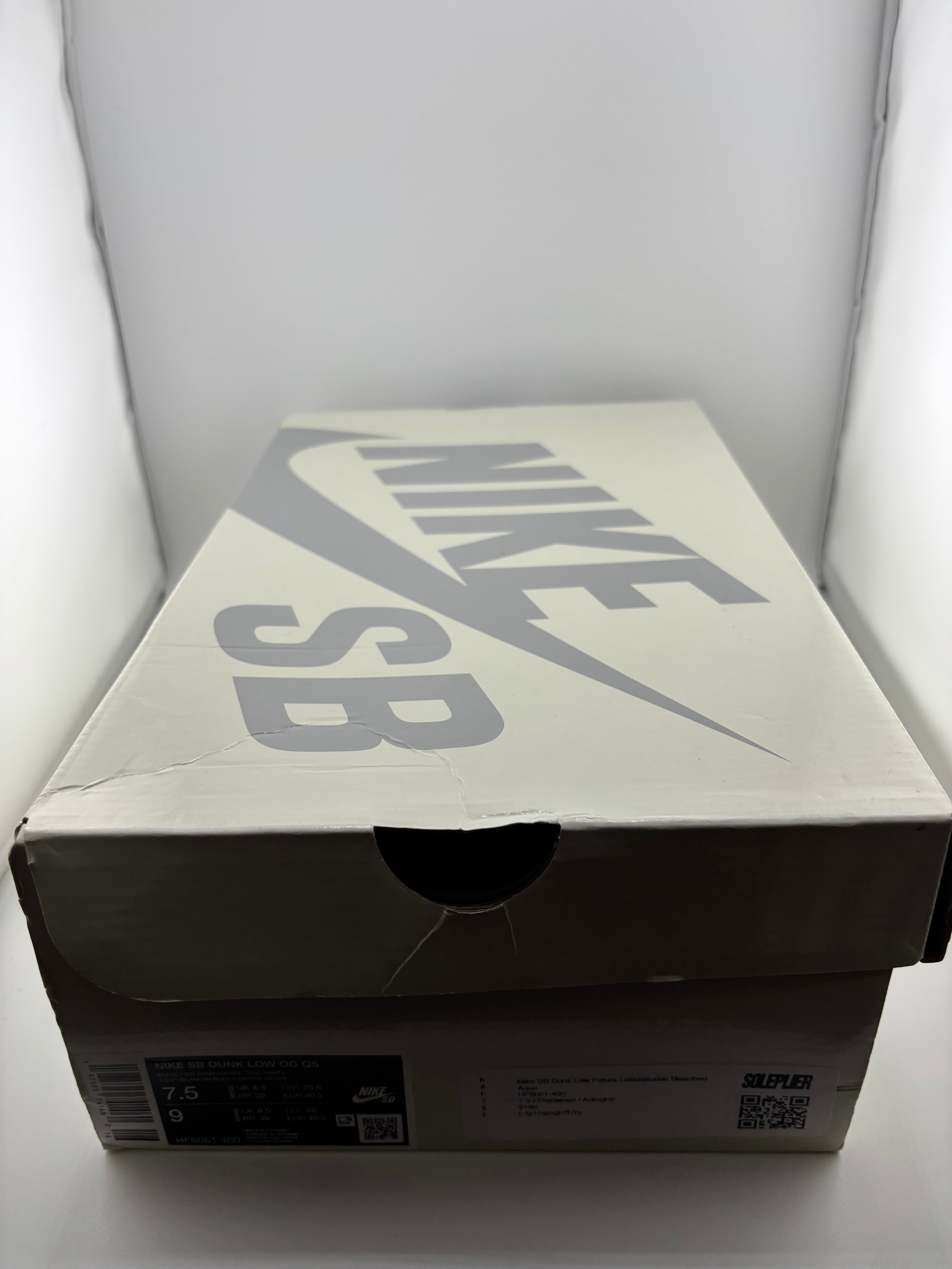 Nike SB Dunk Low Futura Laboratories Bleached Aqua