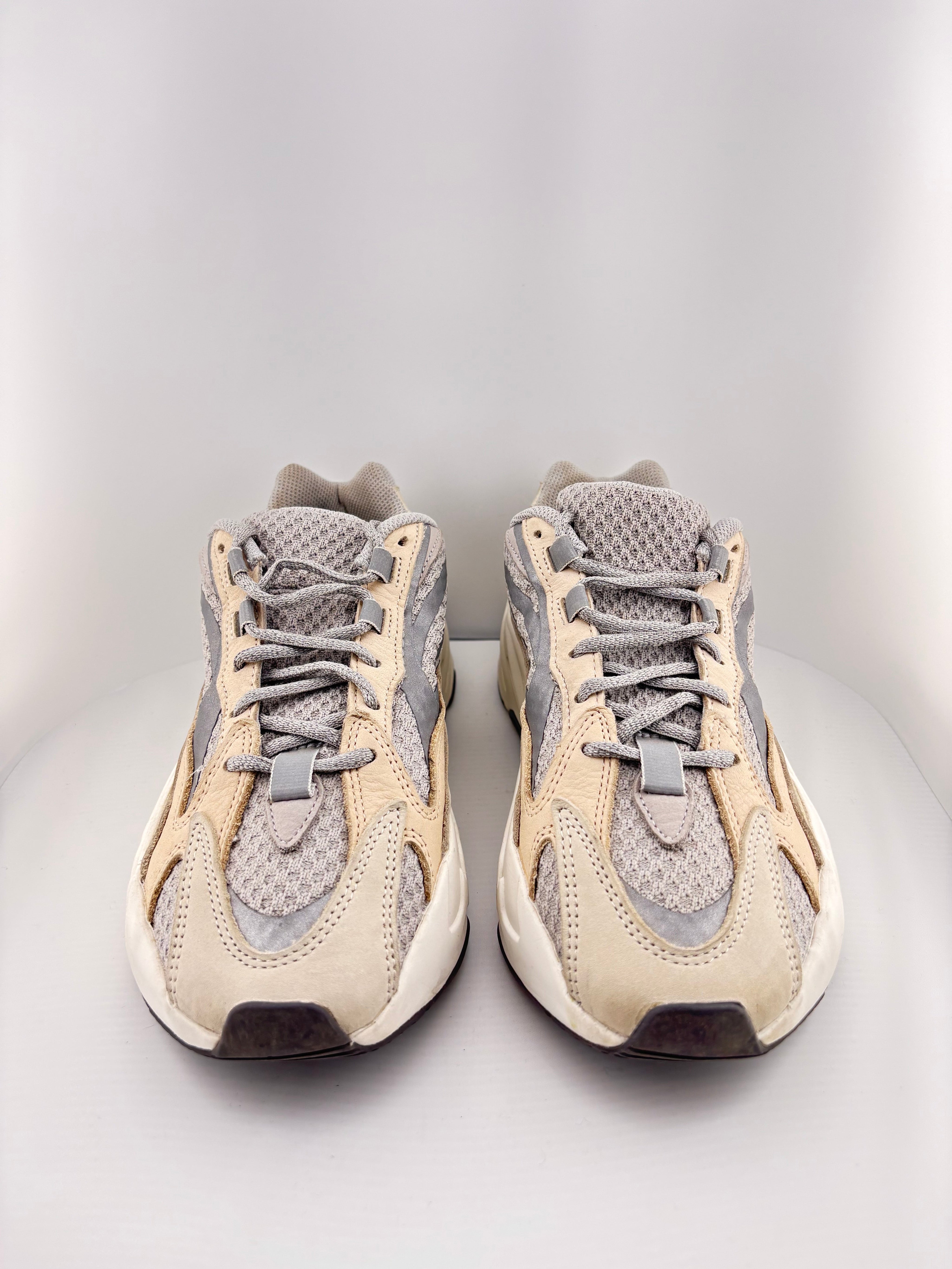 adidas Yeezy Boost 700 V2 Cream
