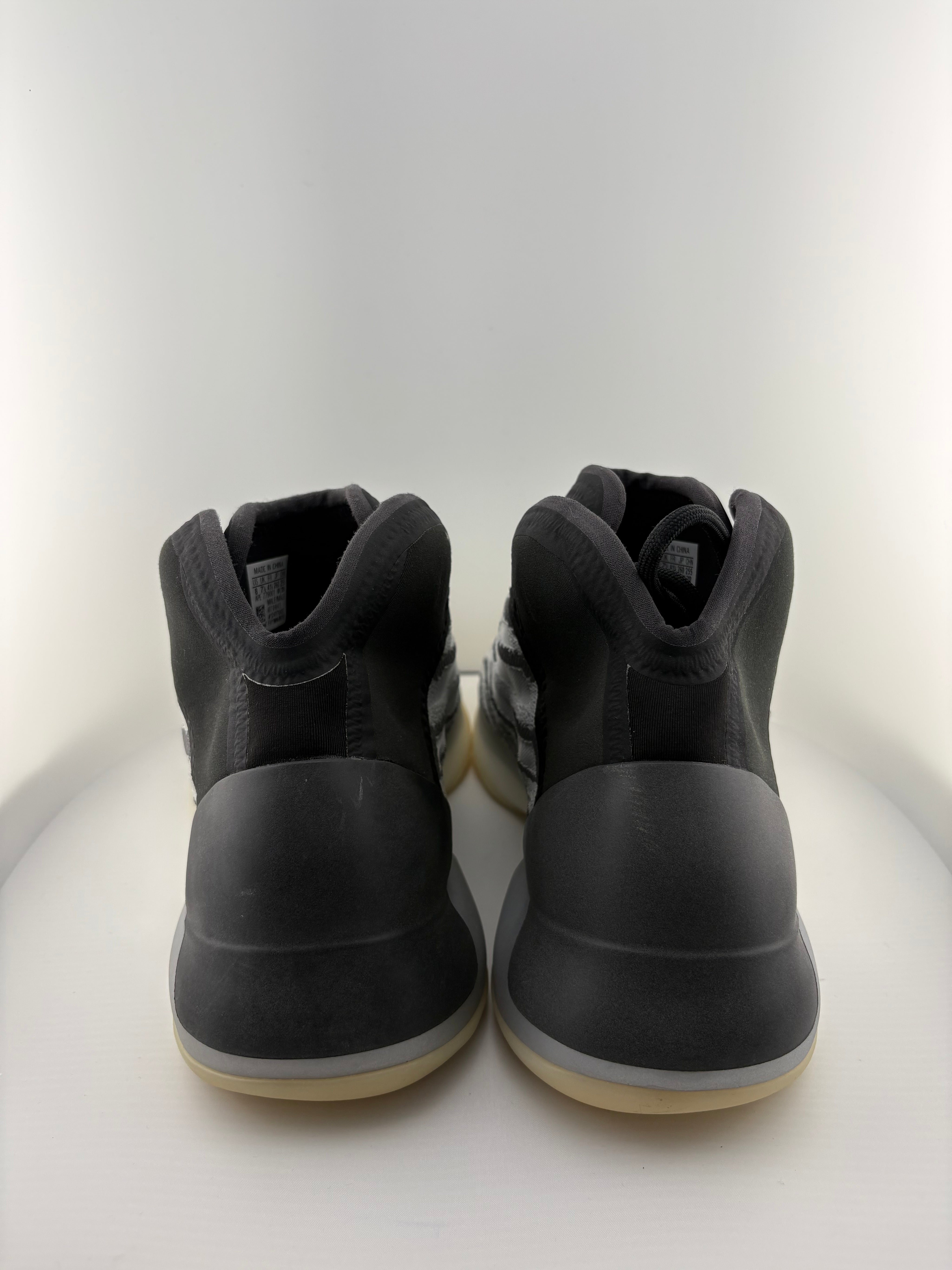 adidas Yeezy QNTM (Lifestyle Model)