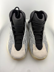 adidas Yeezy QNTM (Lifestyle Model)