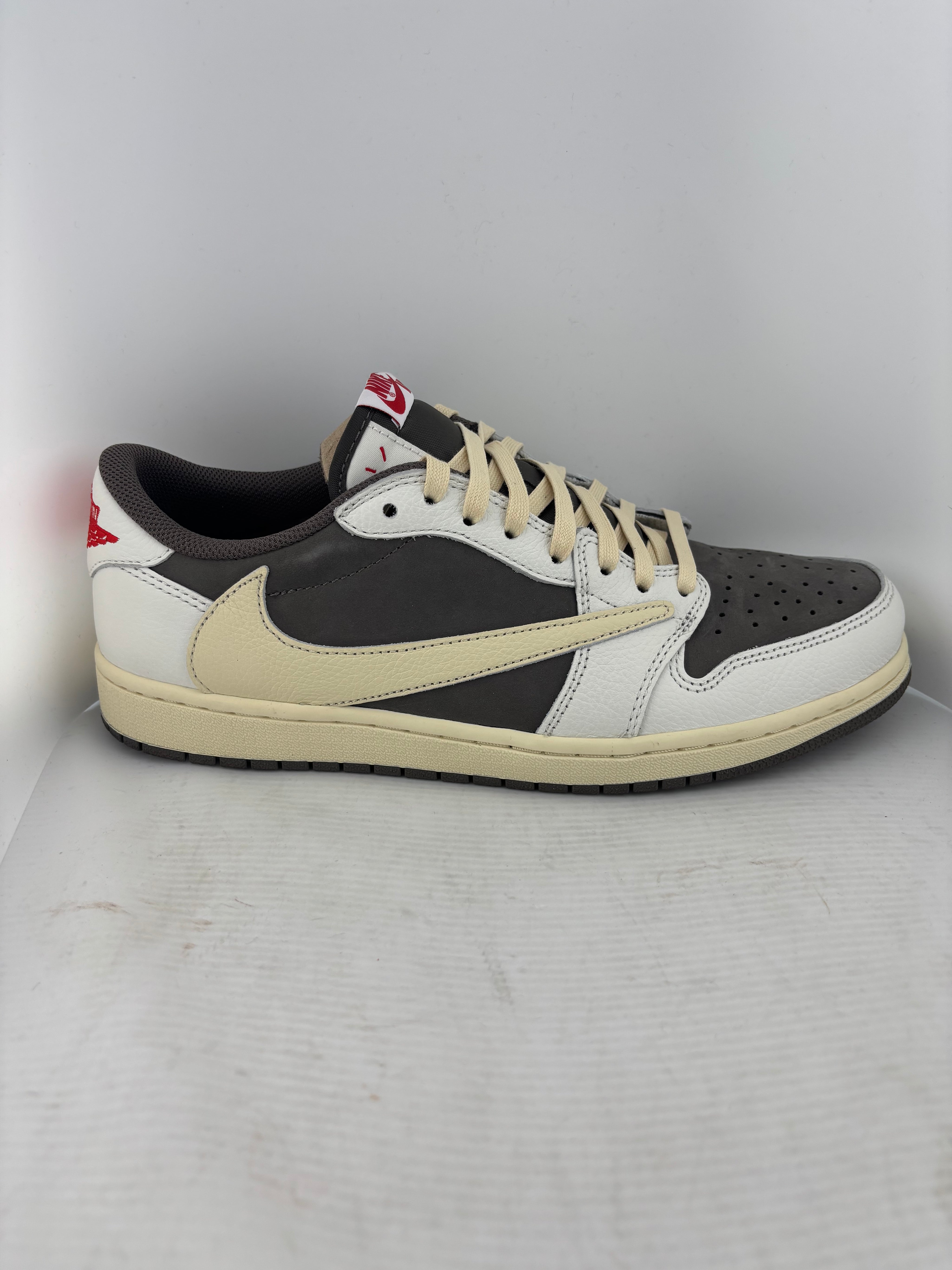 Jordan 1 Retro Low OG SP Travis Scott Reverse Mocha