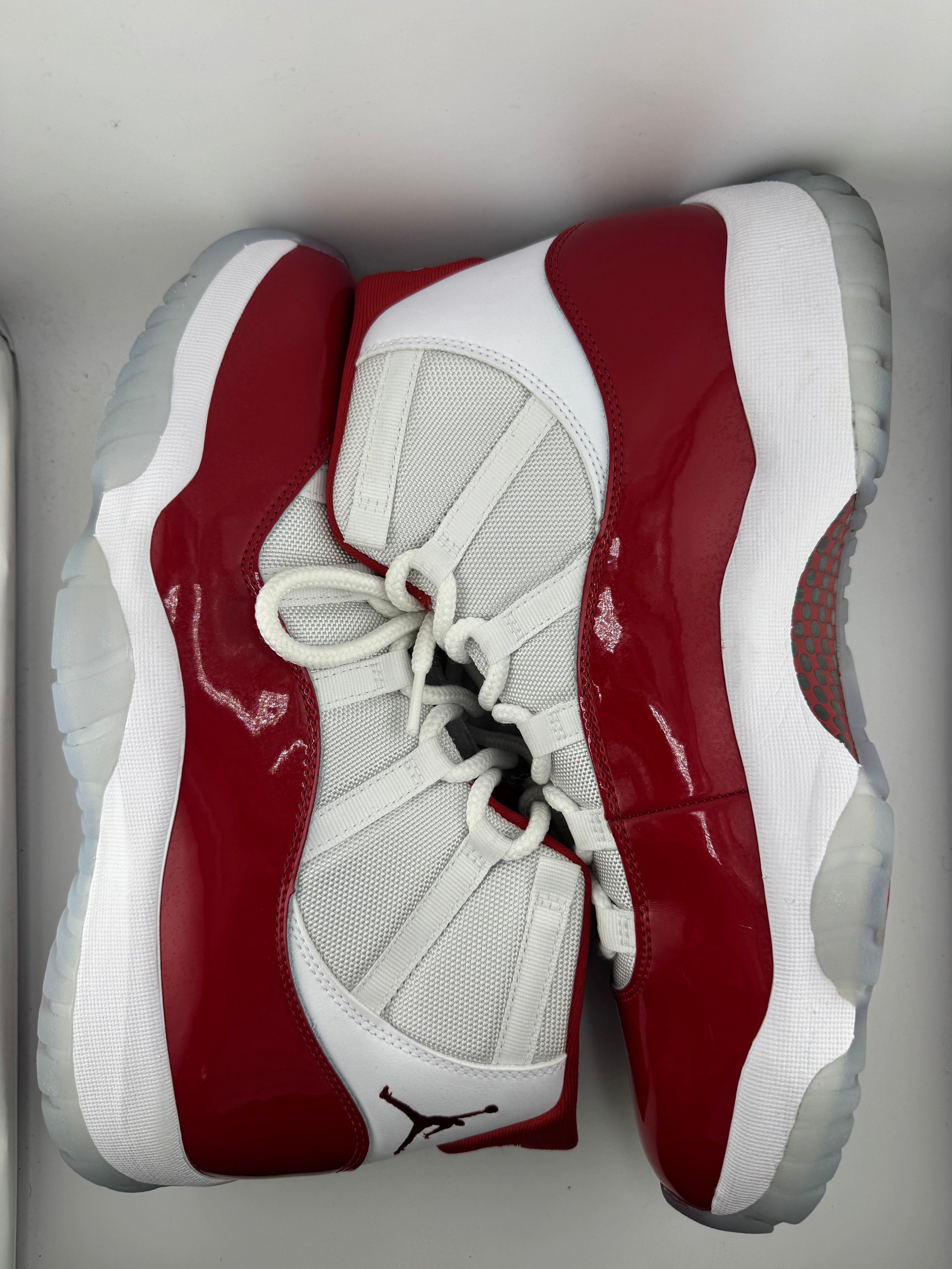 Jordan 11 Retro Cherry (2022)