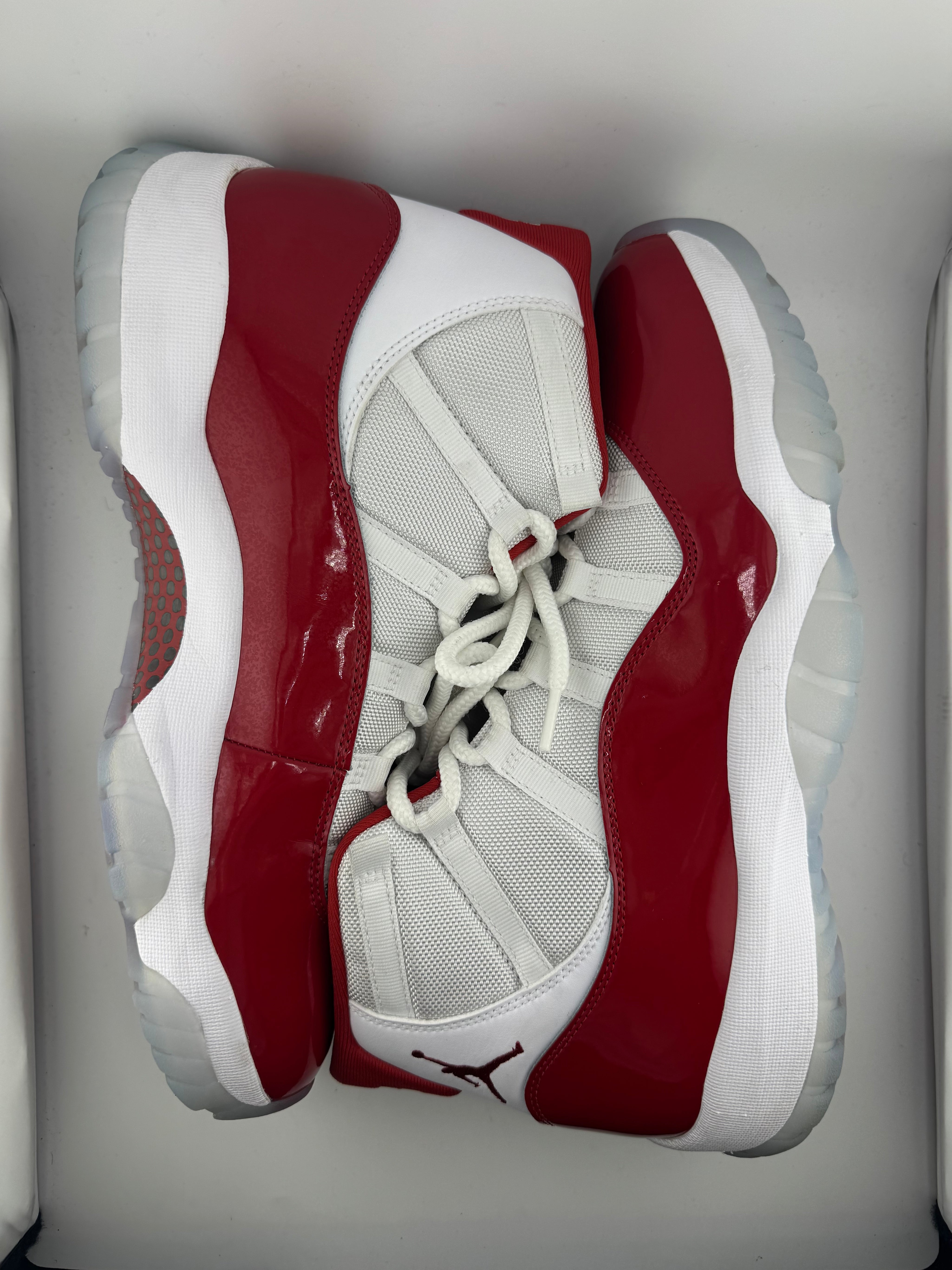 Jordan 11 Retro Cherry (2022)