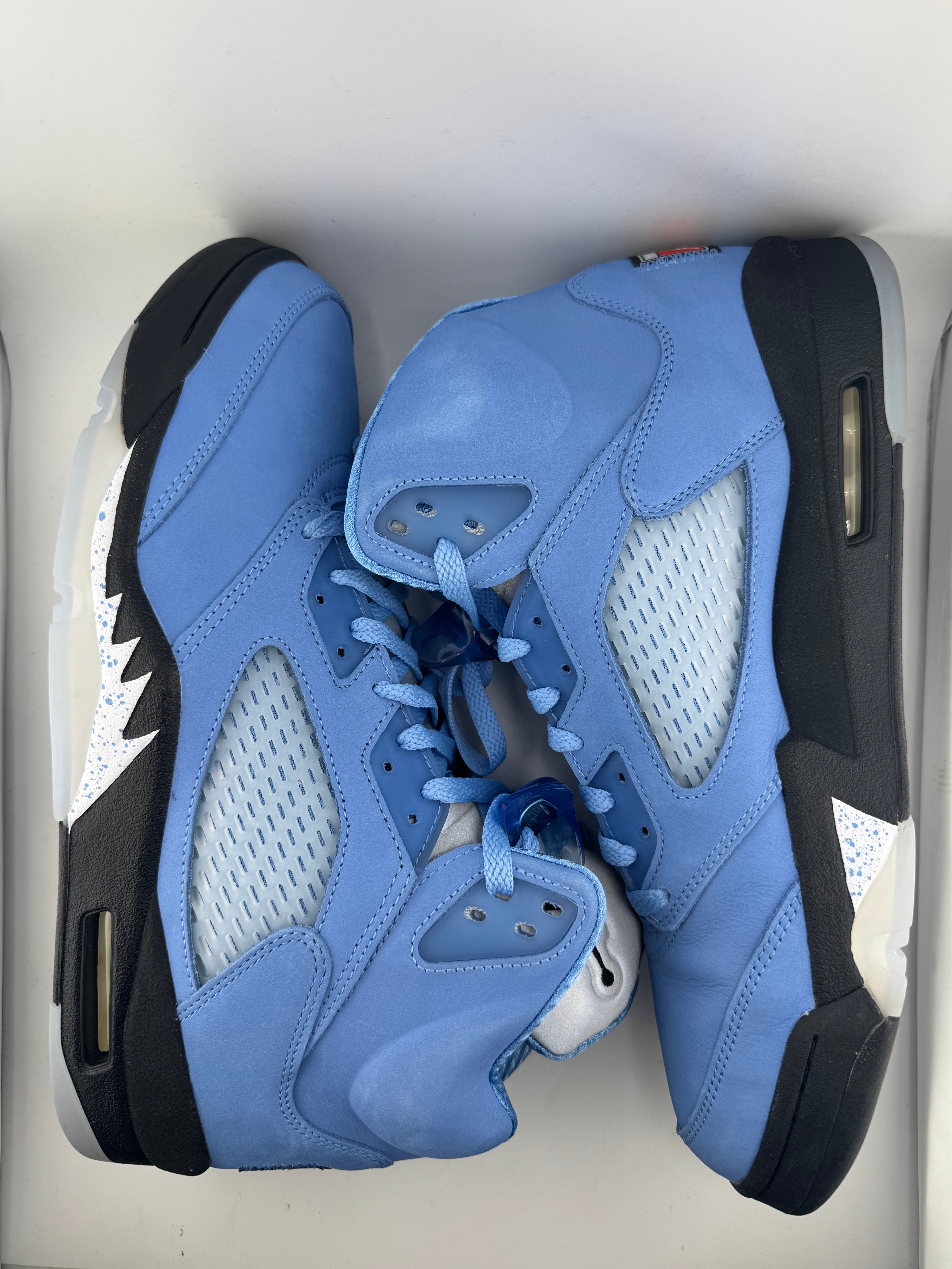 Jordan 5 Retro UNC University Blue