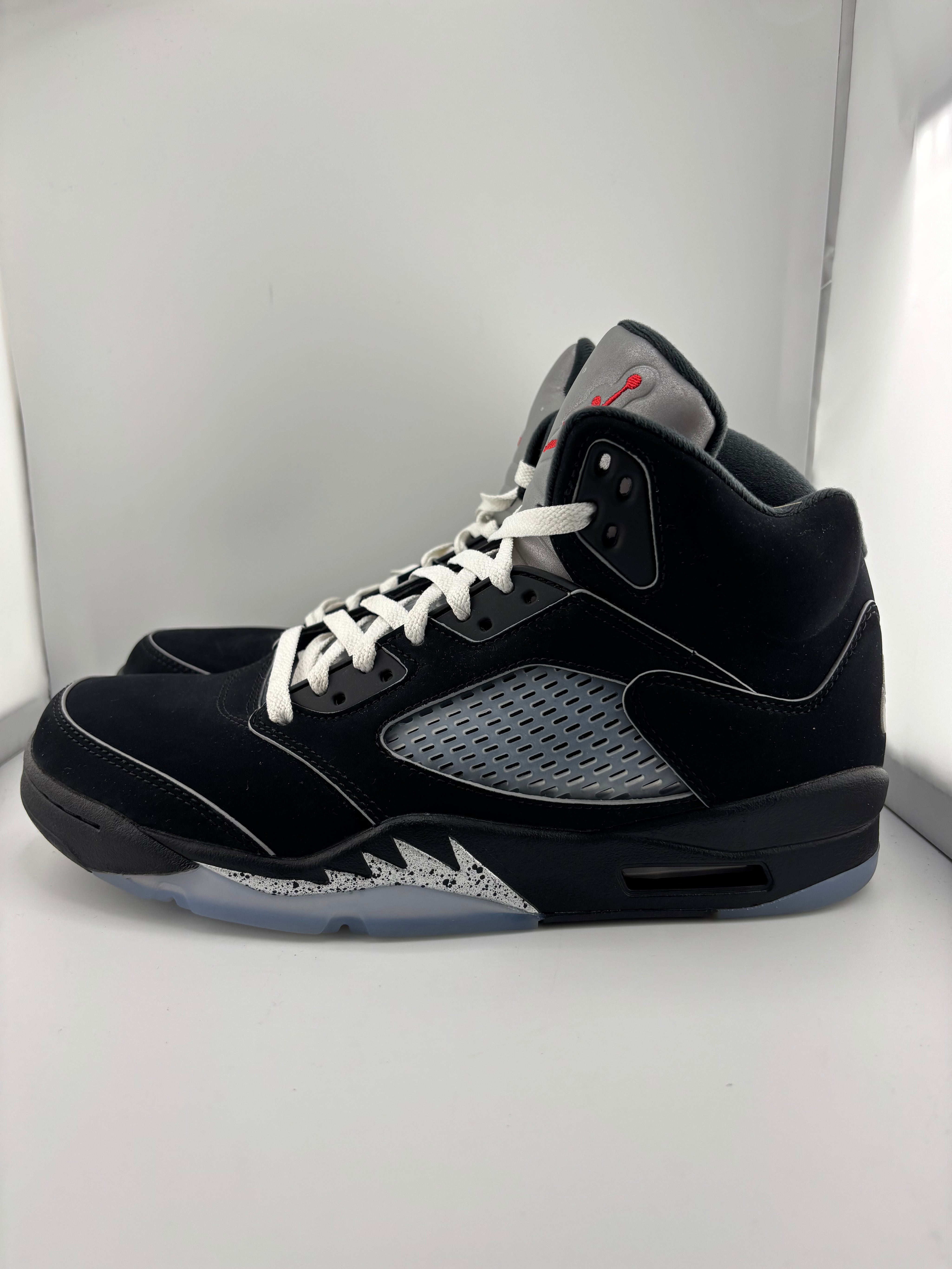 Jordan 5 Retro OG Black Metallic Reimagined