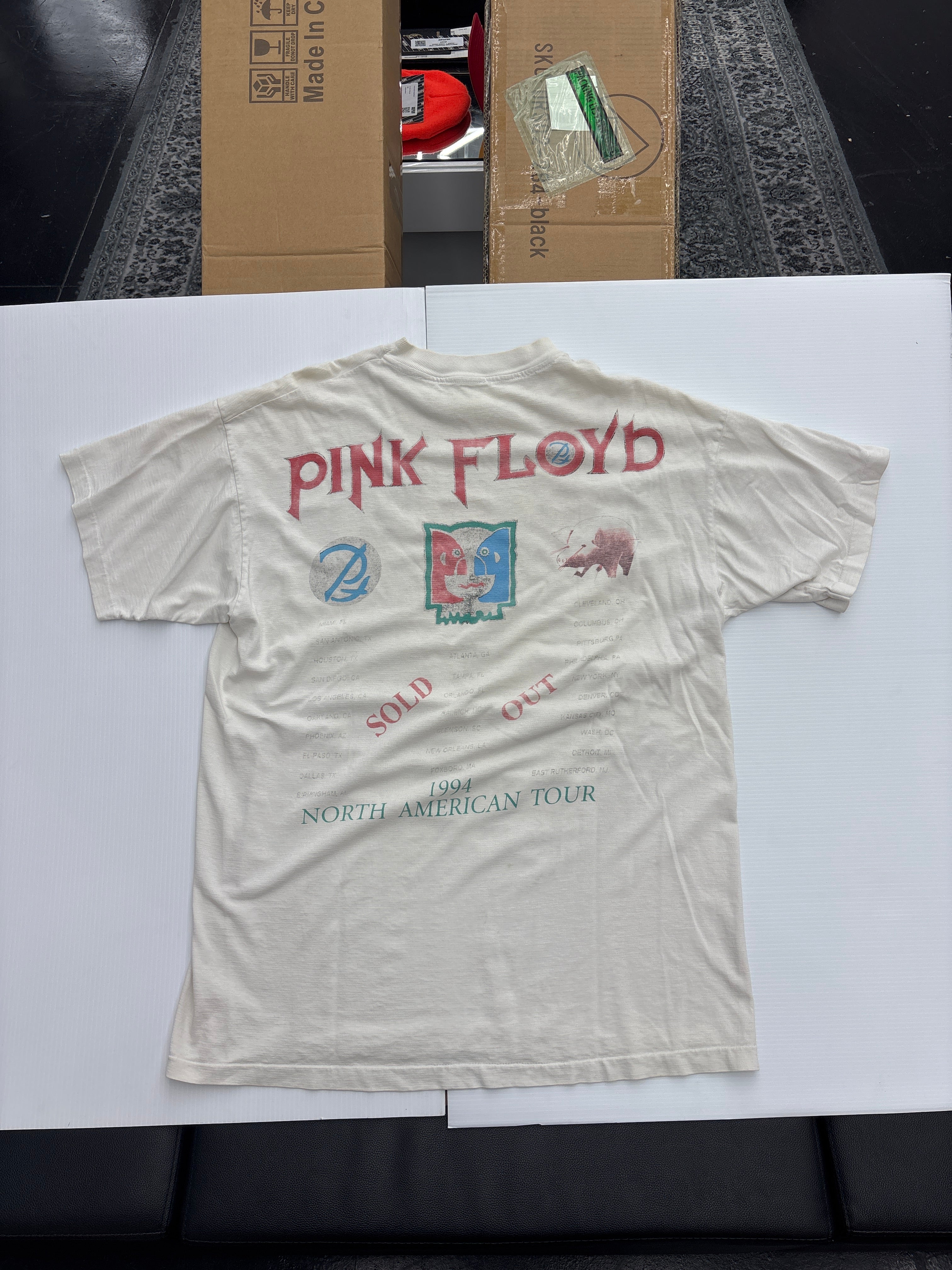 Vintage 1994 Pink Floyd The Division Bell Tour Tee