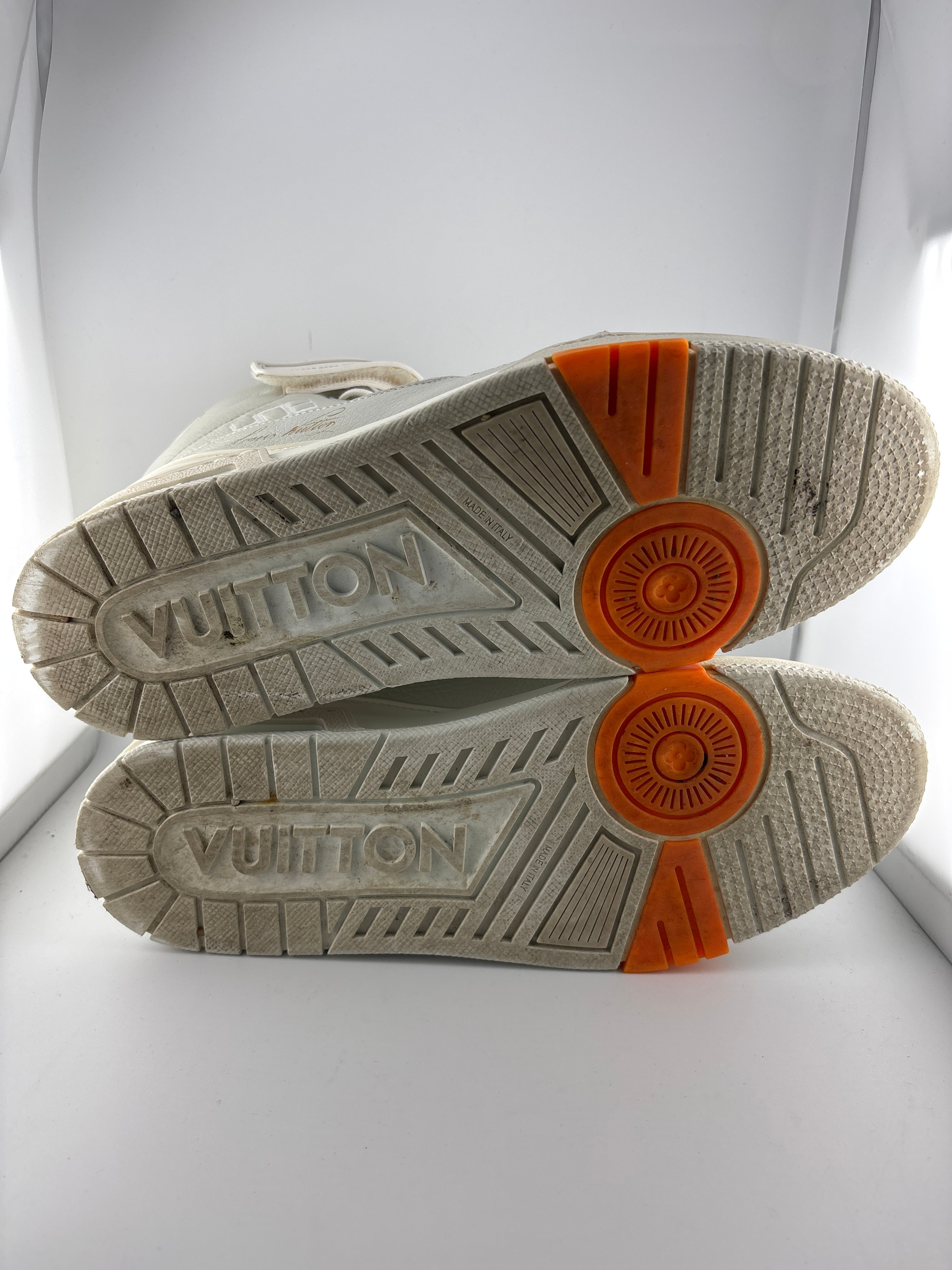 Louis Vuitton Trainer High Top Grey