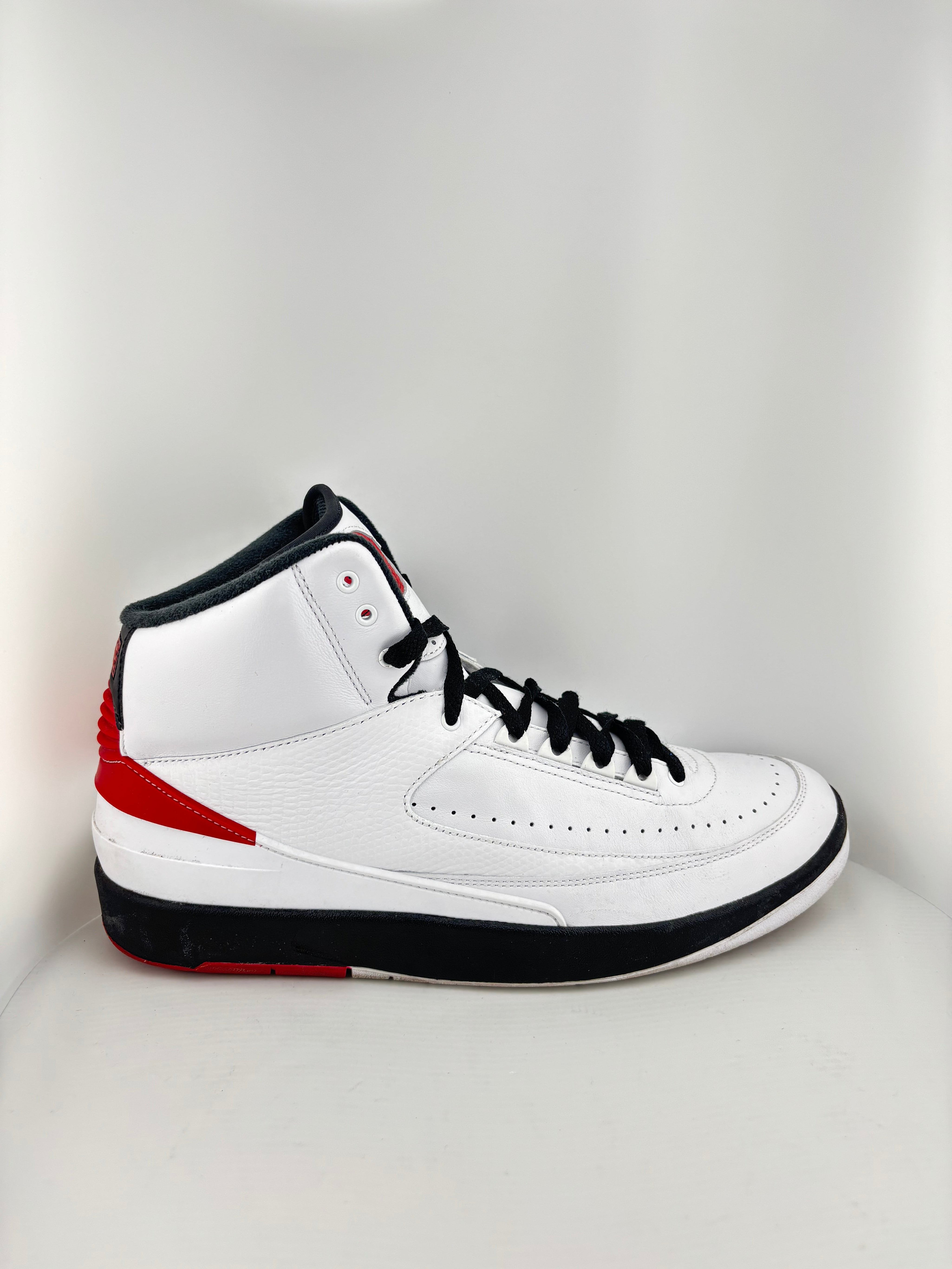 Jordan 2 Retro OG Chicago (2022)