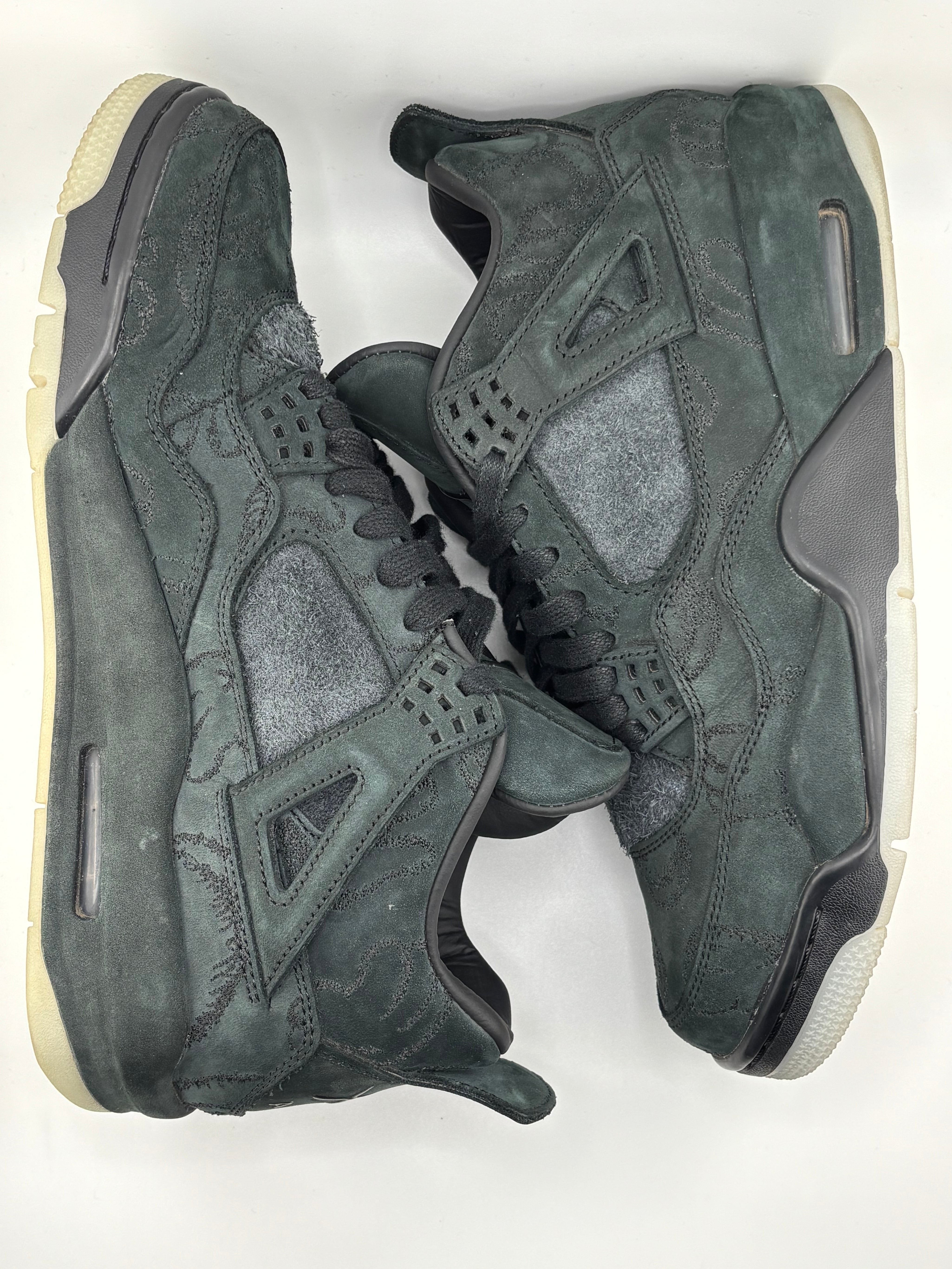 Jordan 4 Retro Kaws Black