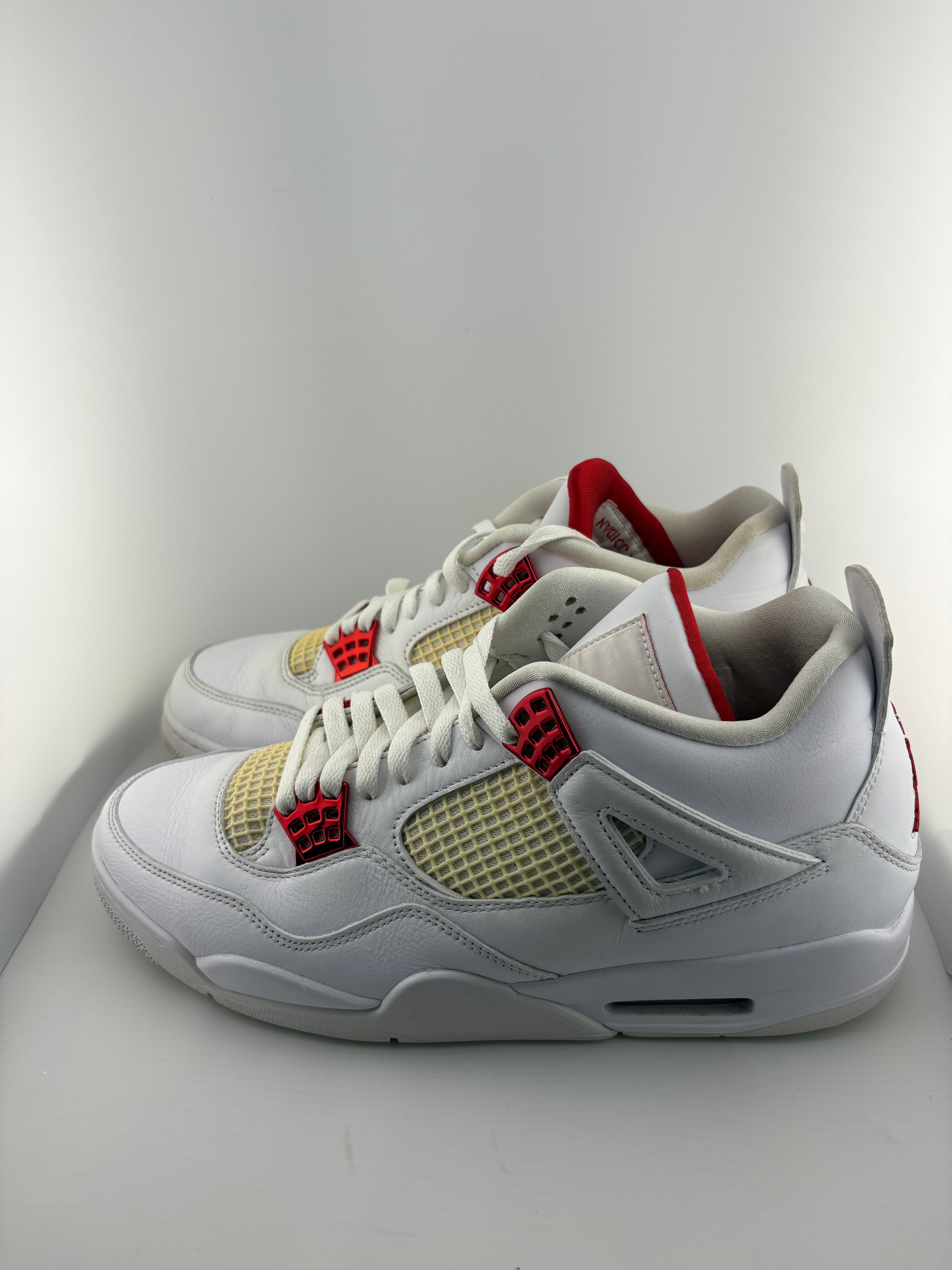 Jordan 4 Retro Metallic Orange