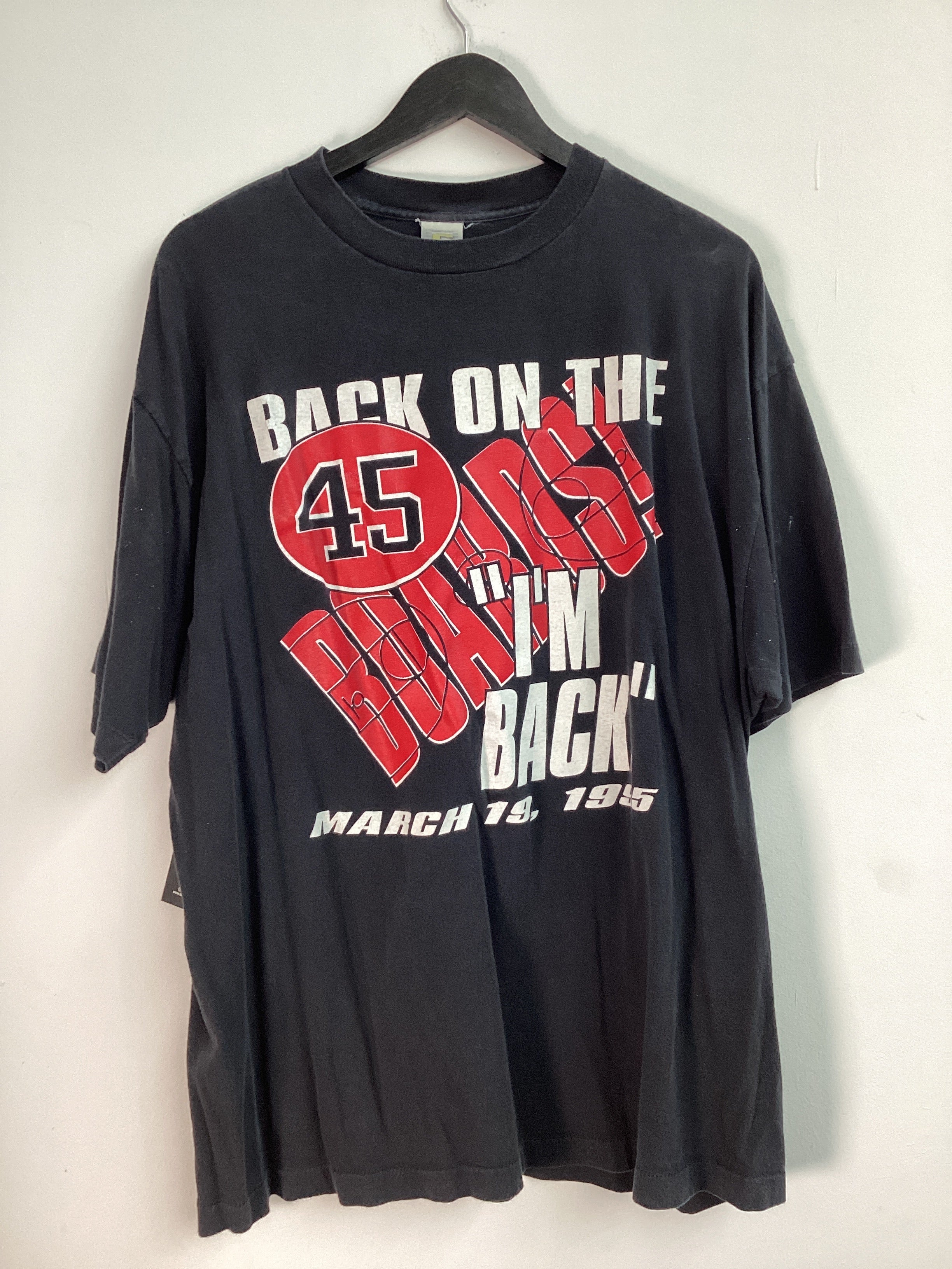 Vintage Bulls I’m Back Tee Black